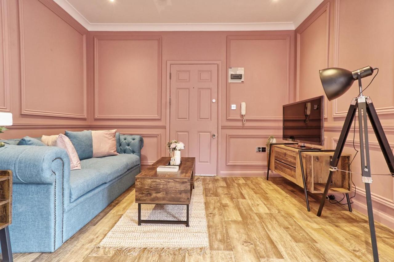 Urban Stylish Apartment - Southend Stays ภายนอก รูปภาพ
