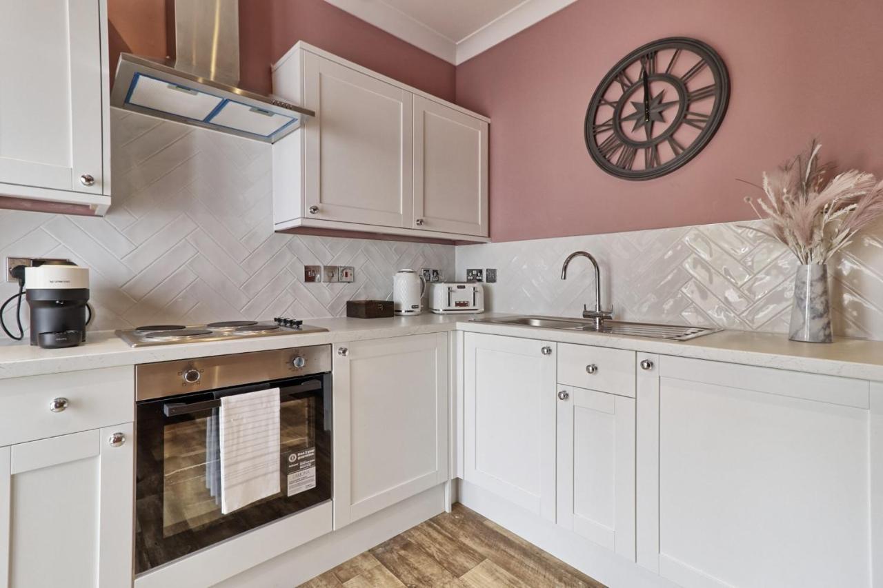 Urban Stylish Apartment - Southend Stays ภายนอก รูปภาพ
